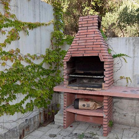 Apartments By The Sea Igrane, Makarska - 17292 Ngoại thất bức ảnh