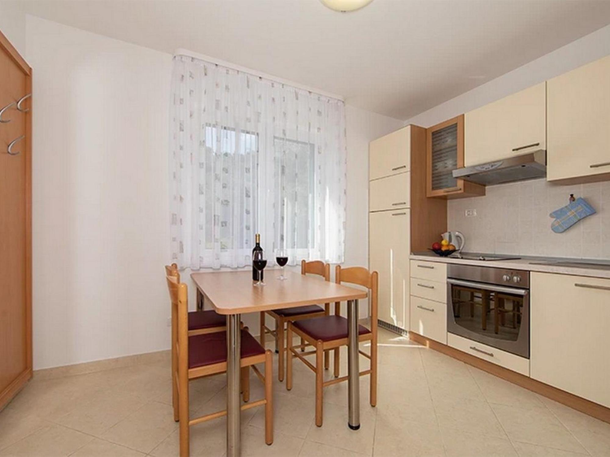 Apartments By The Sea Igrane, Makarska - 17292 Ngoại thất bức ảnh