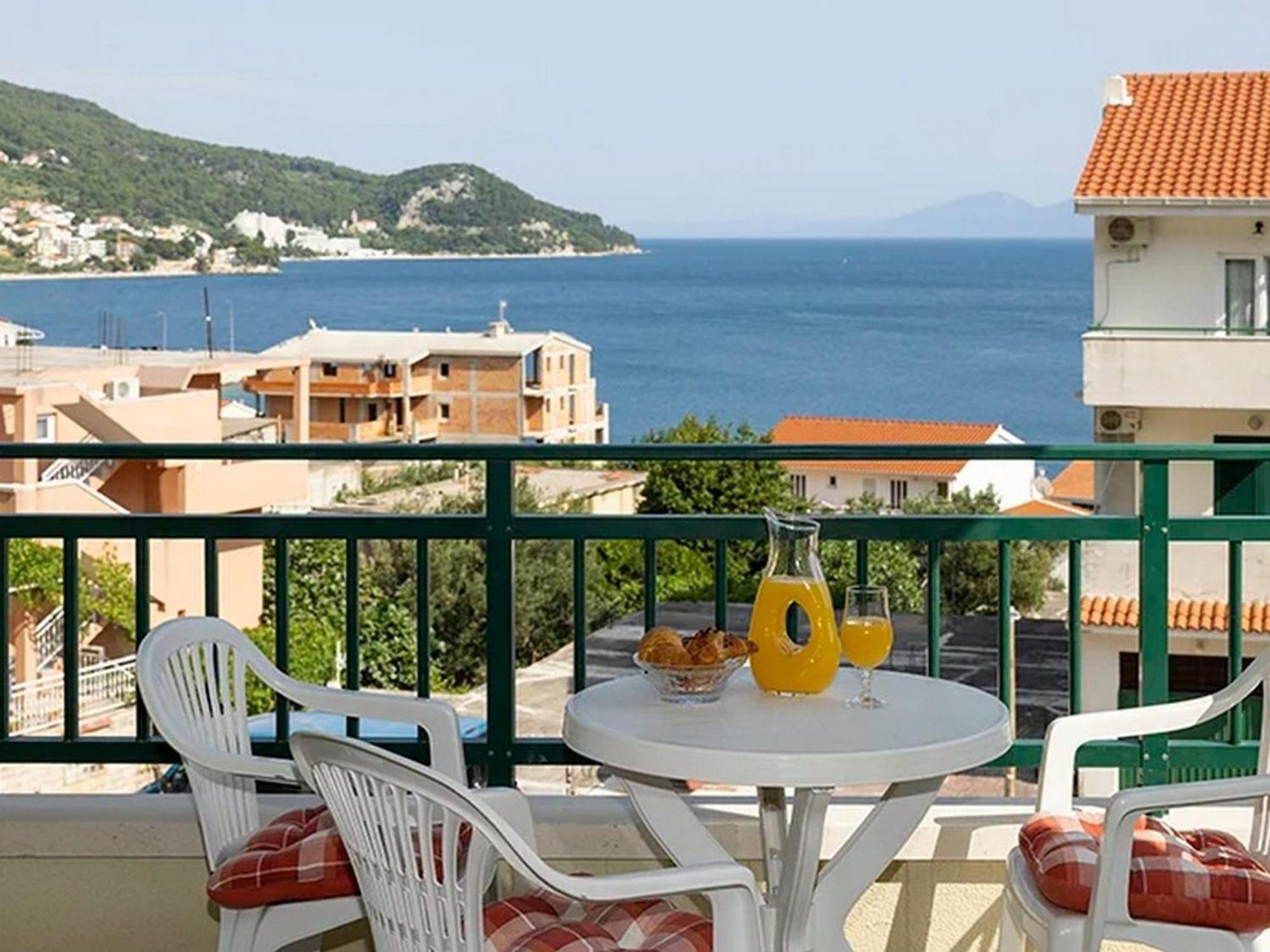 Apartments By The Sea Igrane, Makarska - 17292 Ngoại thất bức ảnh